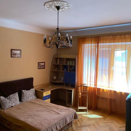 Apartment On Hoholya Street แชร์นิฟซี ภายนอก รูปภาพ